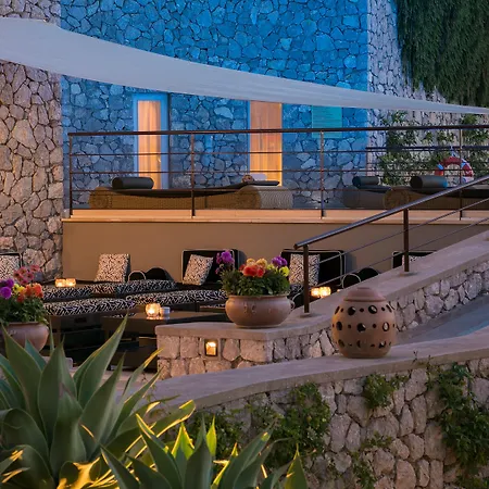 Ξενοδοχείο Marina 5*