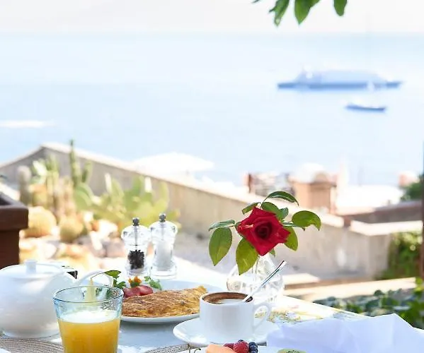 Ξενοδοχείο Marina