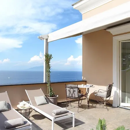 Marina - Preferred & 5* Capri