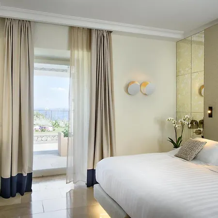 Marina - Preferred & 5* Capri