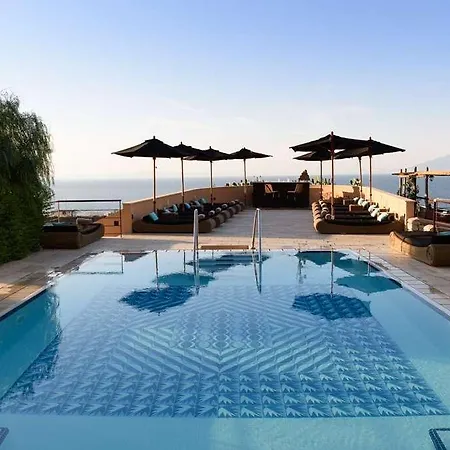 Marina - Preferred & Otel Capri