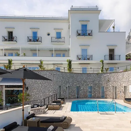 Marina - Preferred & 5* Capri