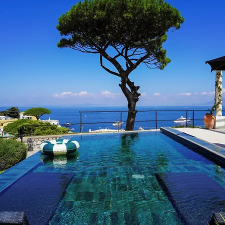 Marina - Preferred & Hotell 5*