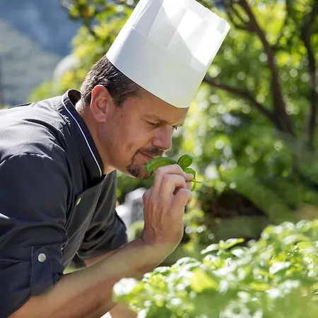 Marina فندق كابري