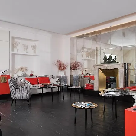 Marina - Preferred & 5* Capri