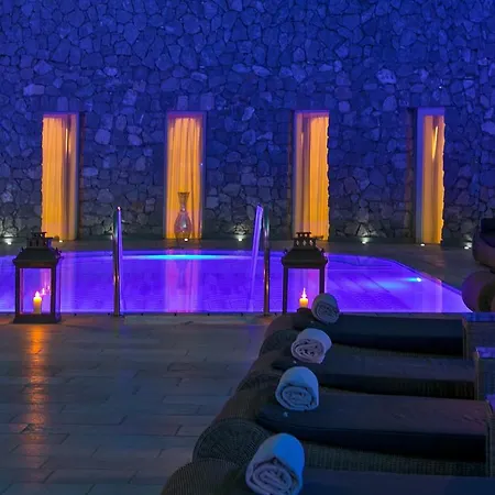 مارينا هوتل آند سبا 5*